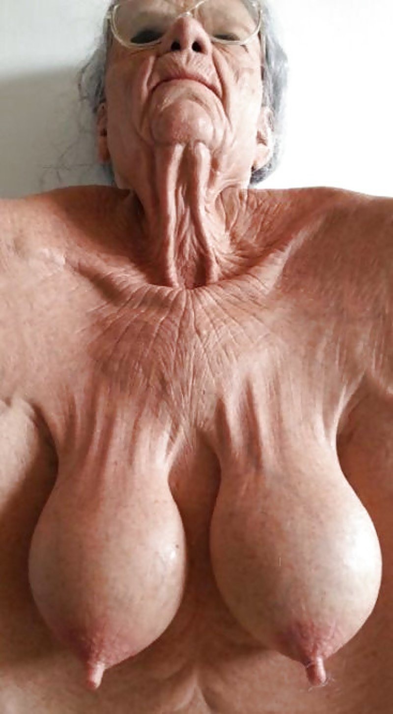 Saggy granny breasts - 70 porn photo