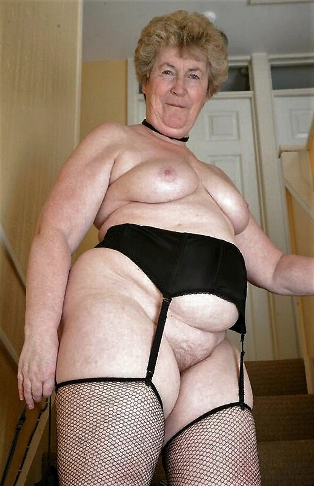 Трах старушек в эротическом белье