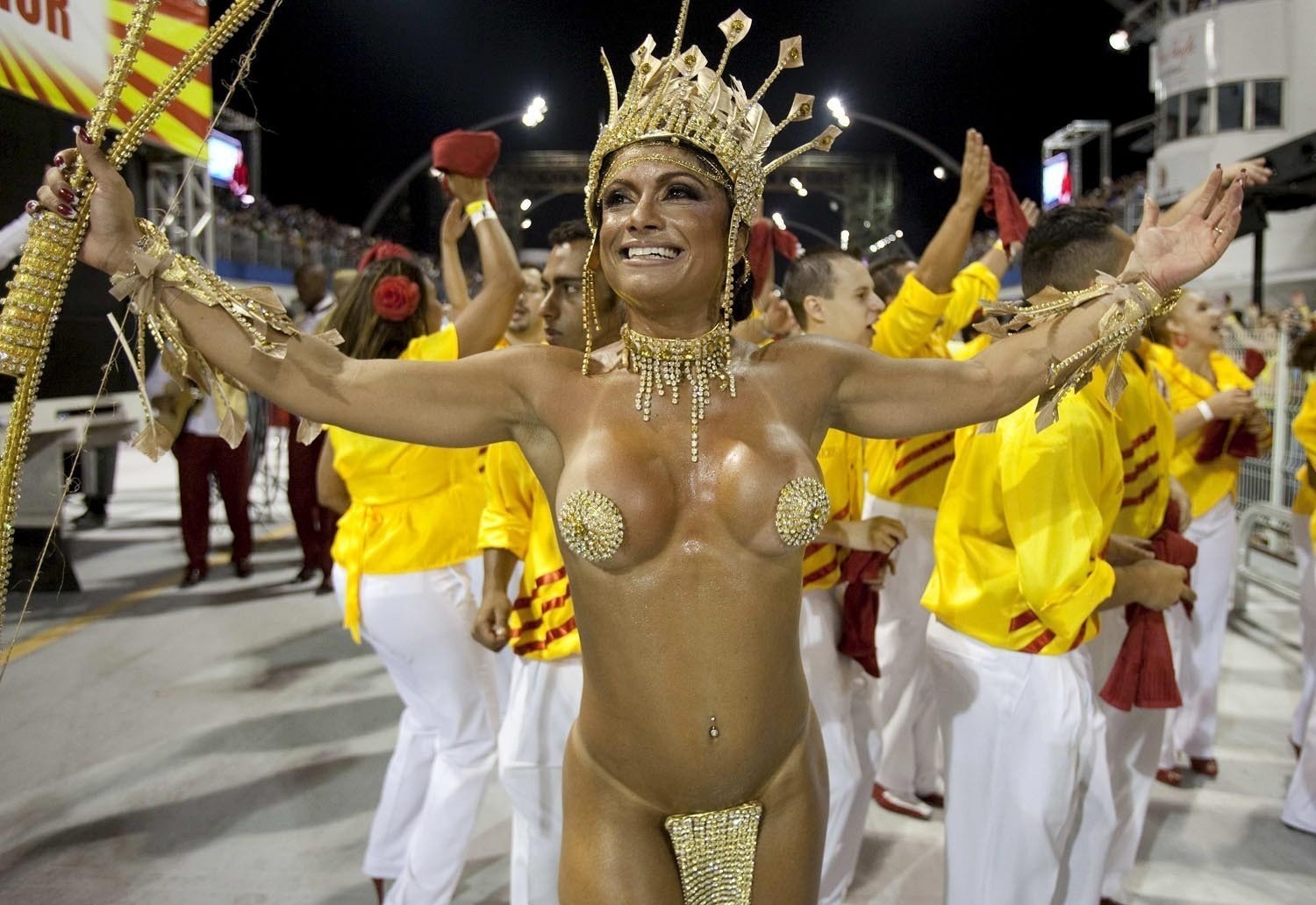 порно на карнавале бразилия фото 22