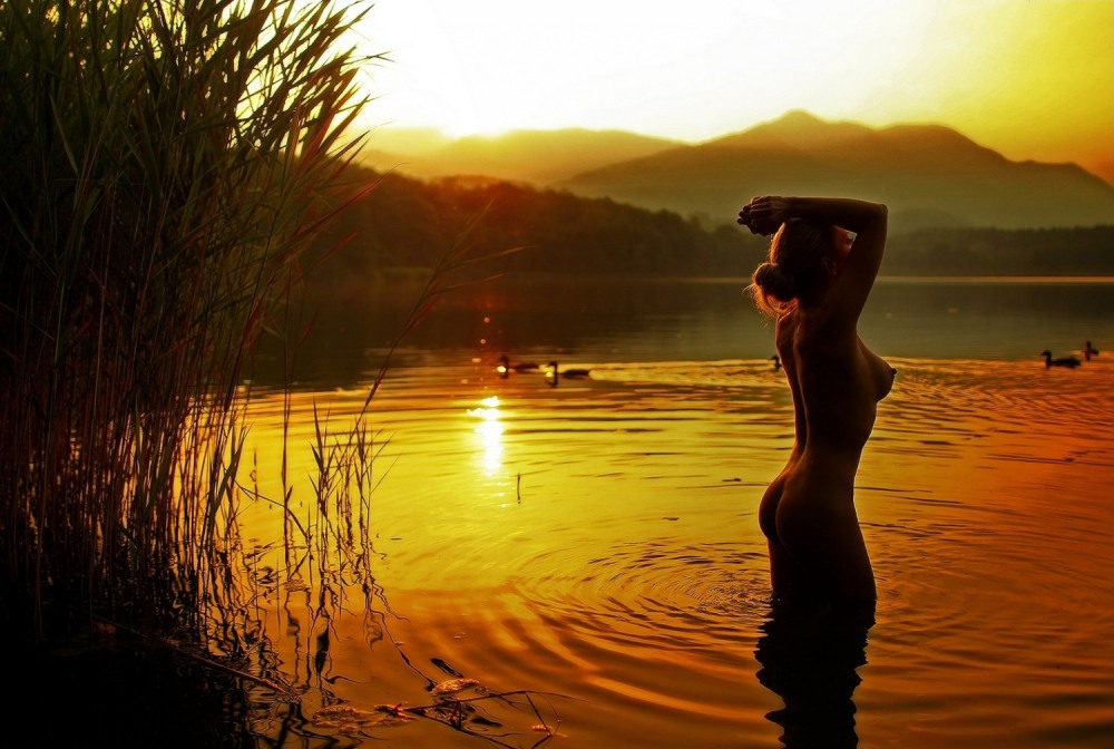 Красивые девушки на пляже xxx