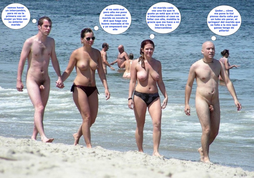 Голые женщины на пляже среди людей