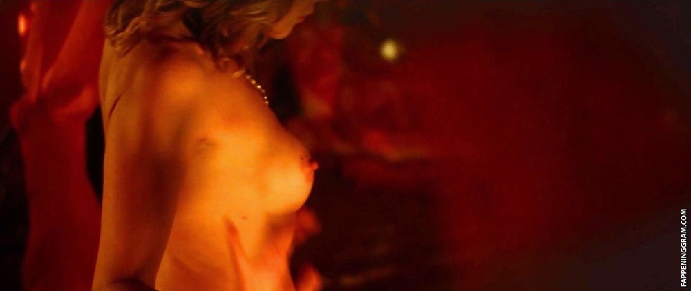 Ксения Раппопорт эротические сцены