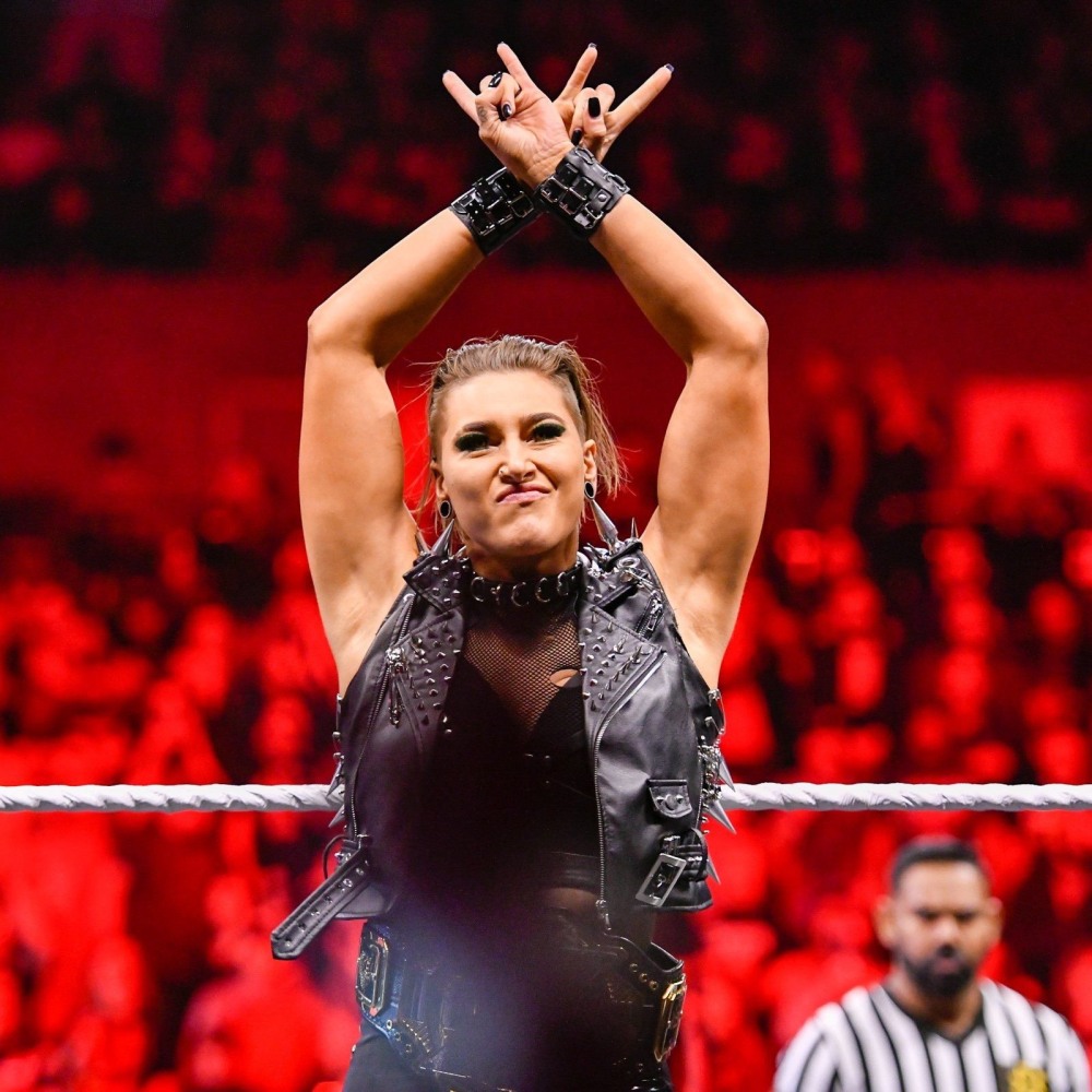 Sasha Banks vs Bianca Belair