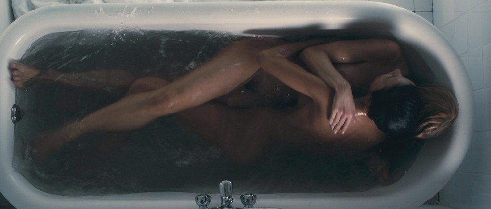 Наташа Яровенко nude комната в Риме