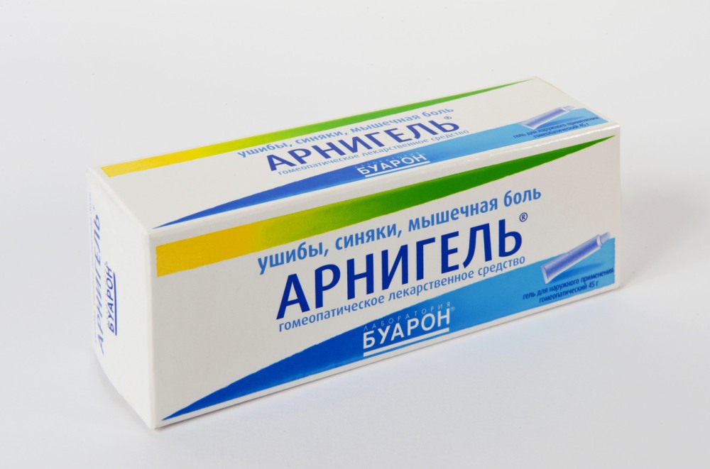 Растяжки на теле с синяком