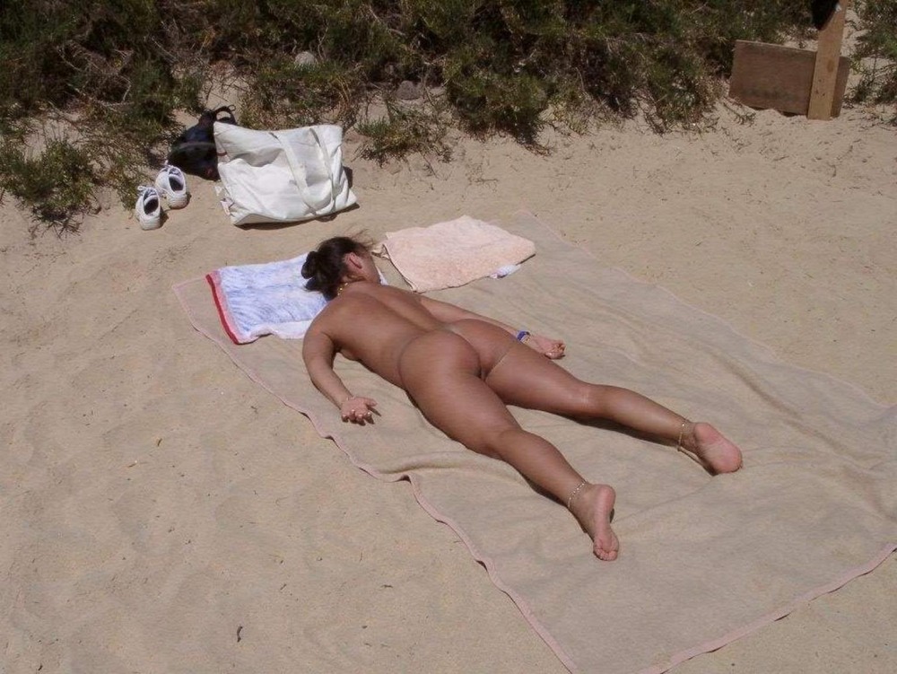 Ночные купания голышом