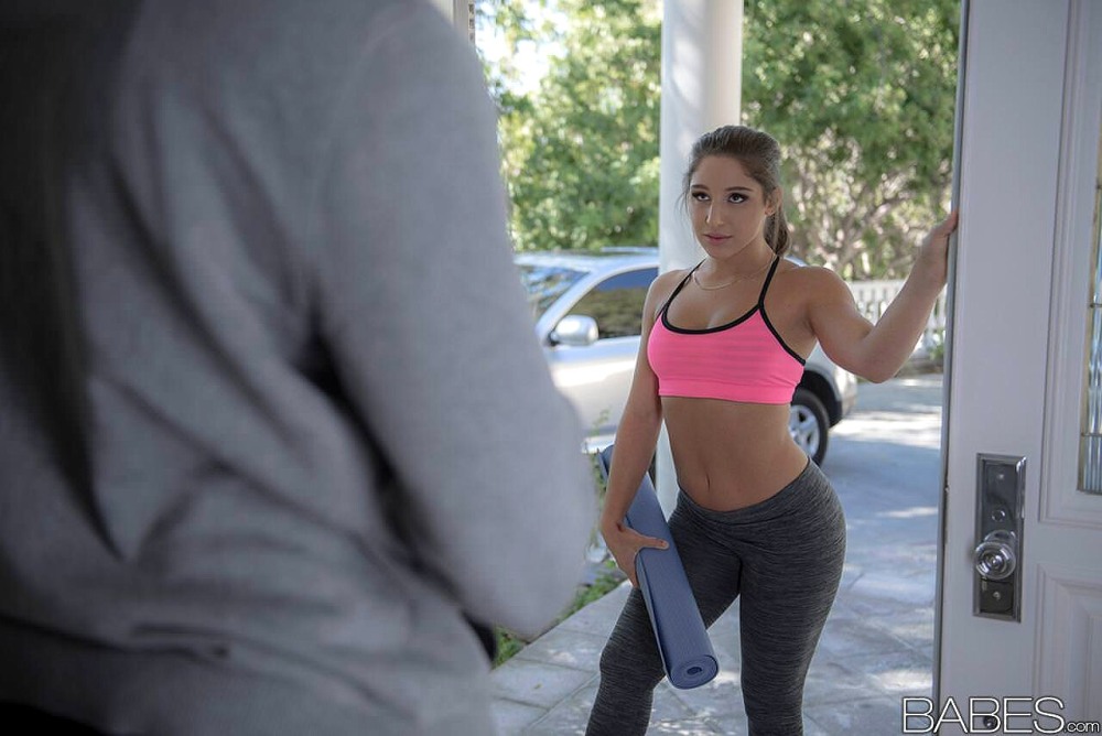 Порнофото и порновидео с Sienna Grace