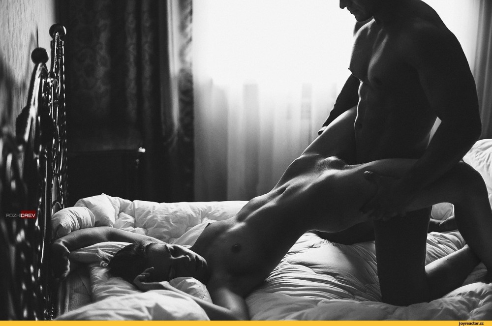 Эротические позы в кресле