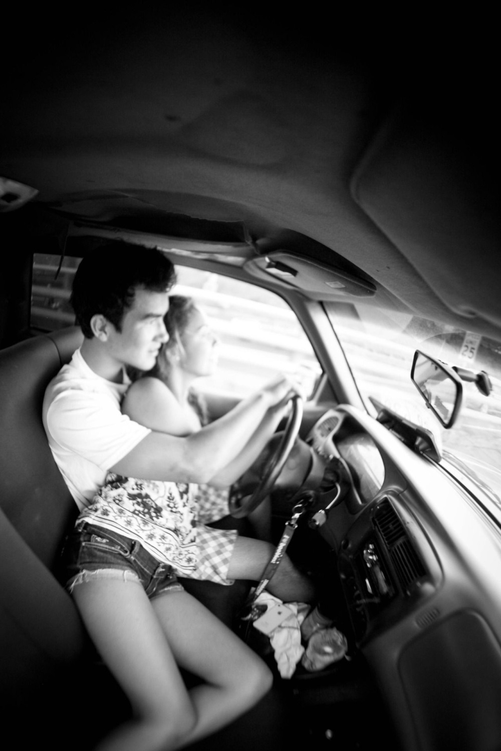 Страсть в автомобиле