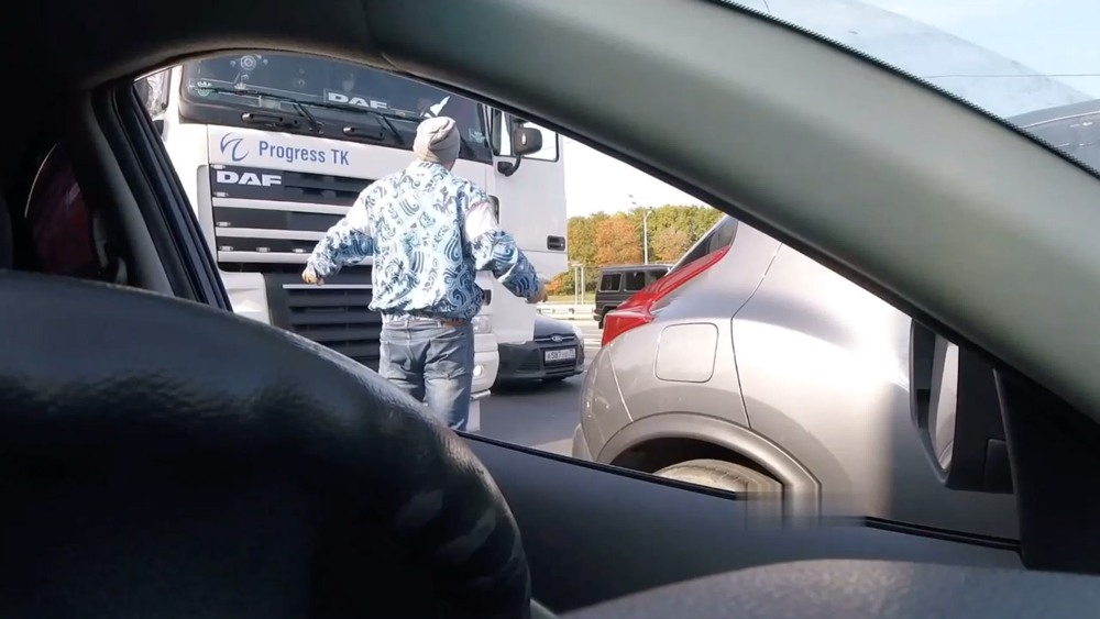 Конфликт с дальнобоем