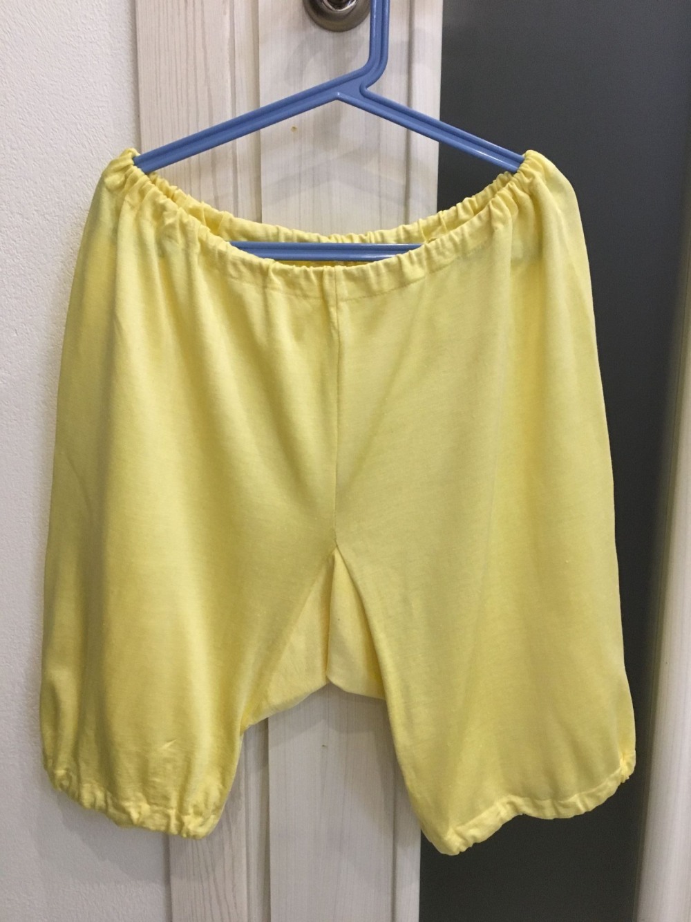 Женщины в панталонах с начесом