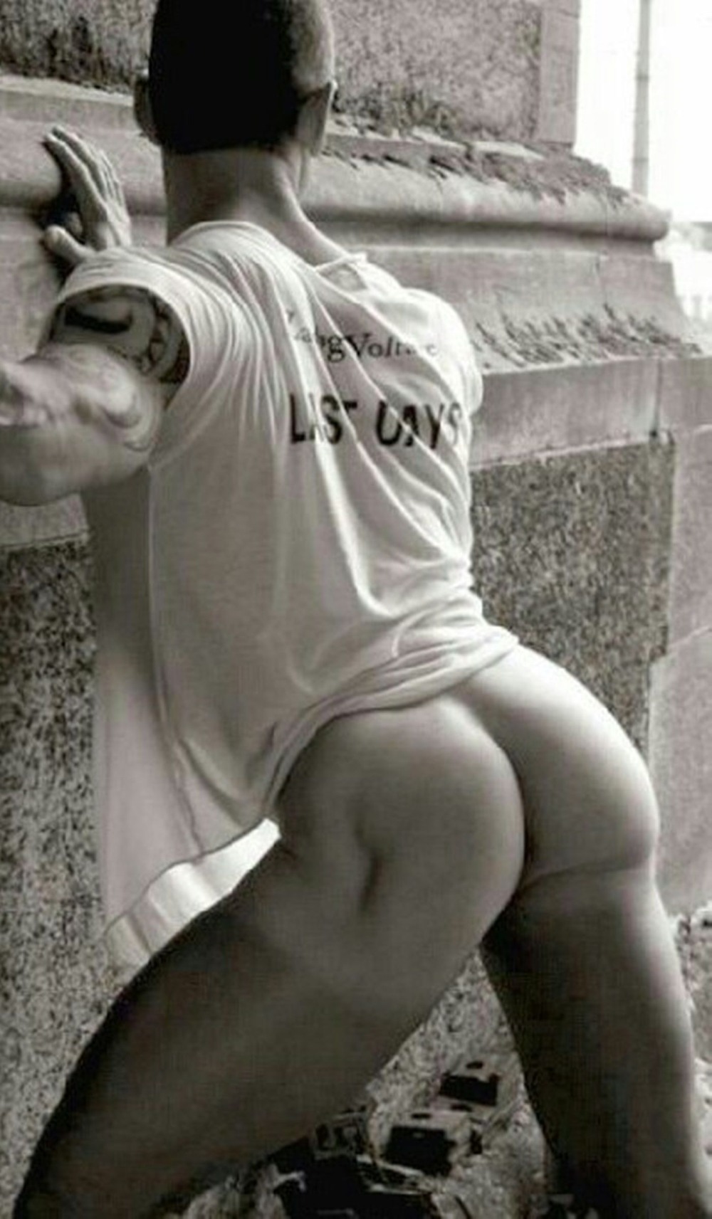 Аппетитные мужские попки