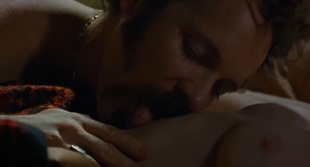 Amanda Seyfried постельные сцены