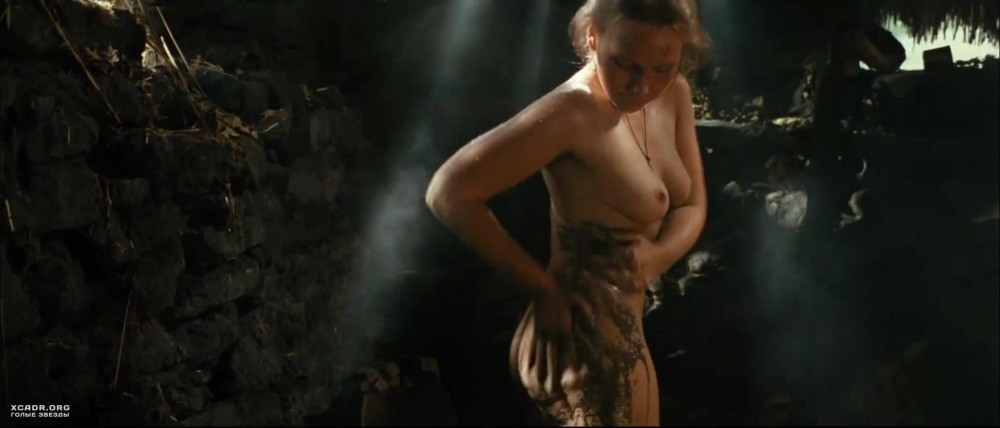 Актриса Дарья Екамасова голая