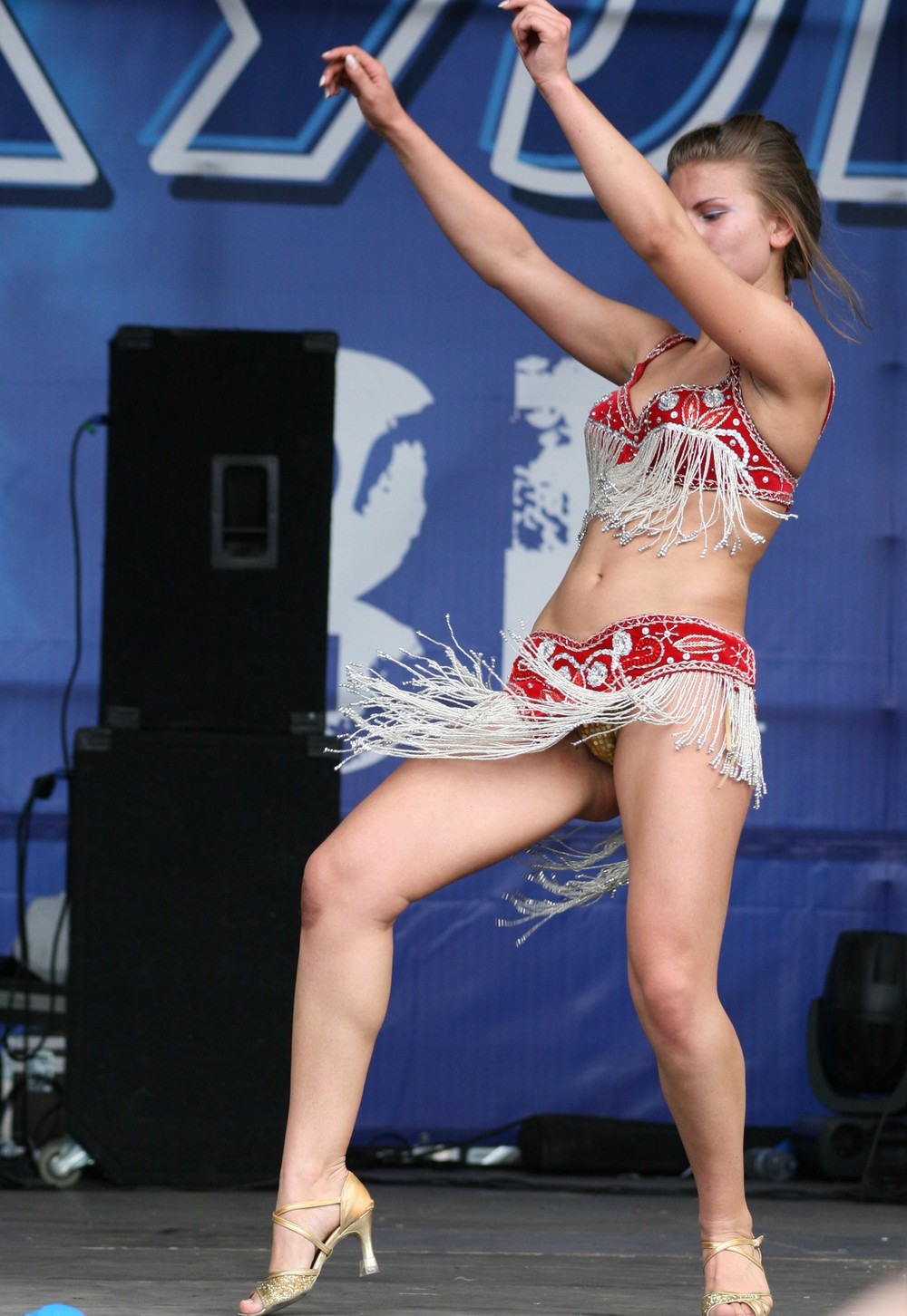 Танцы без Нижнего белья