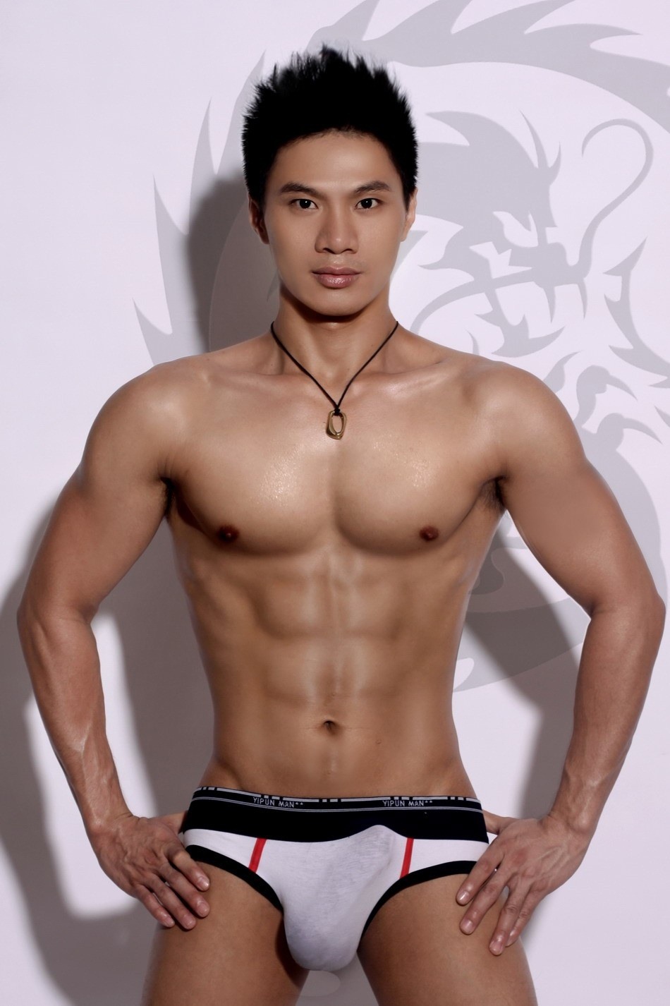 Азиаты фитнес модели мужчины