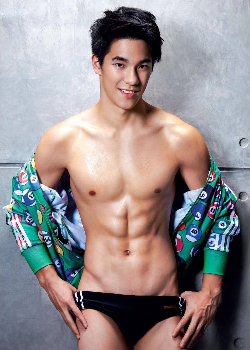 Голые азиатские мужчины