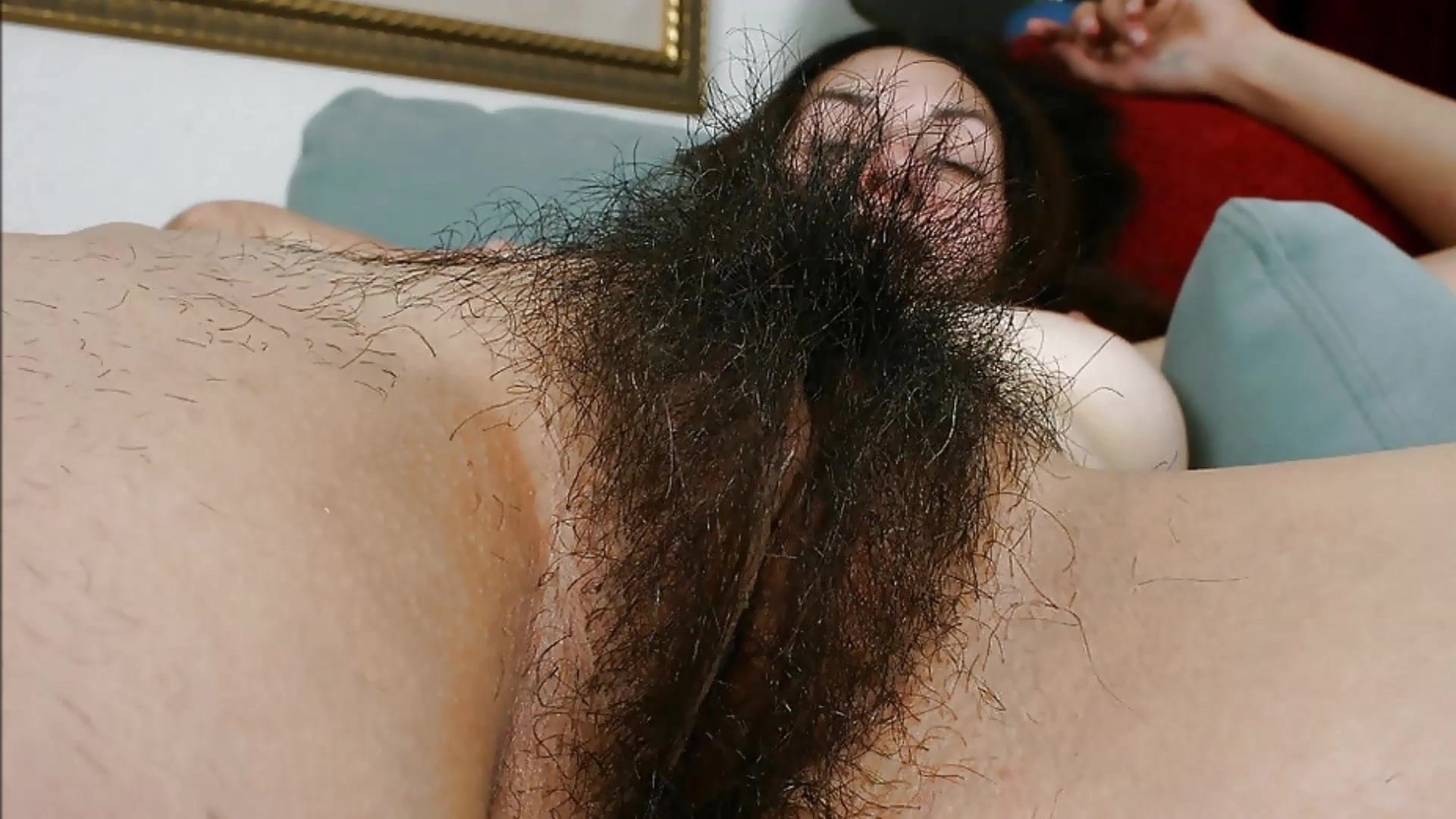 женщина с волосатой густой пиздой видео фото 1