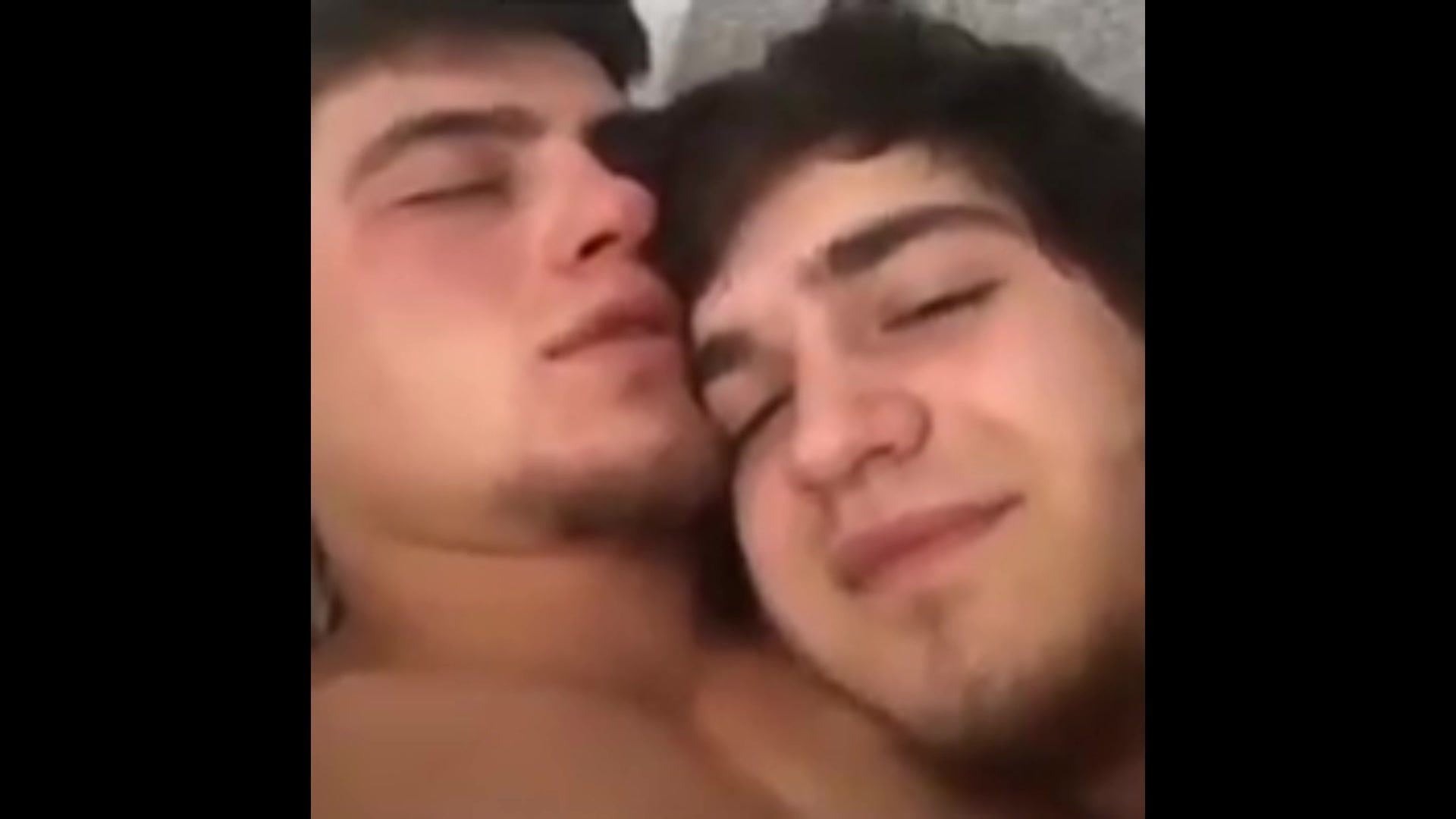 снять гей парня в москве в вк кыргызстана фото 115