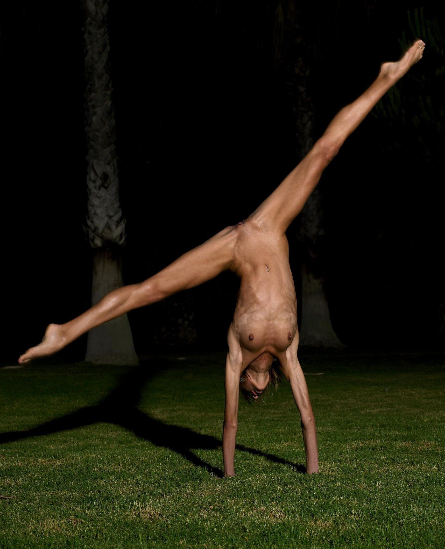 Nude Handstand