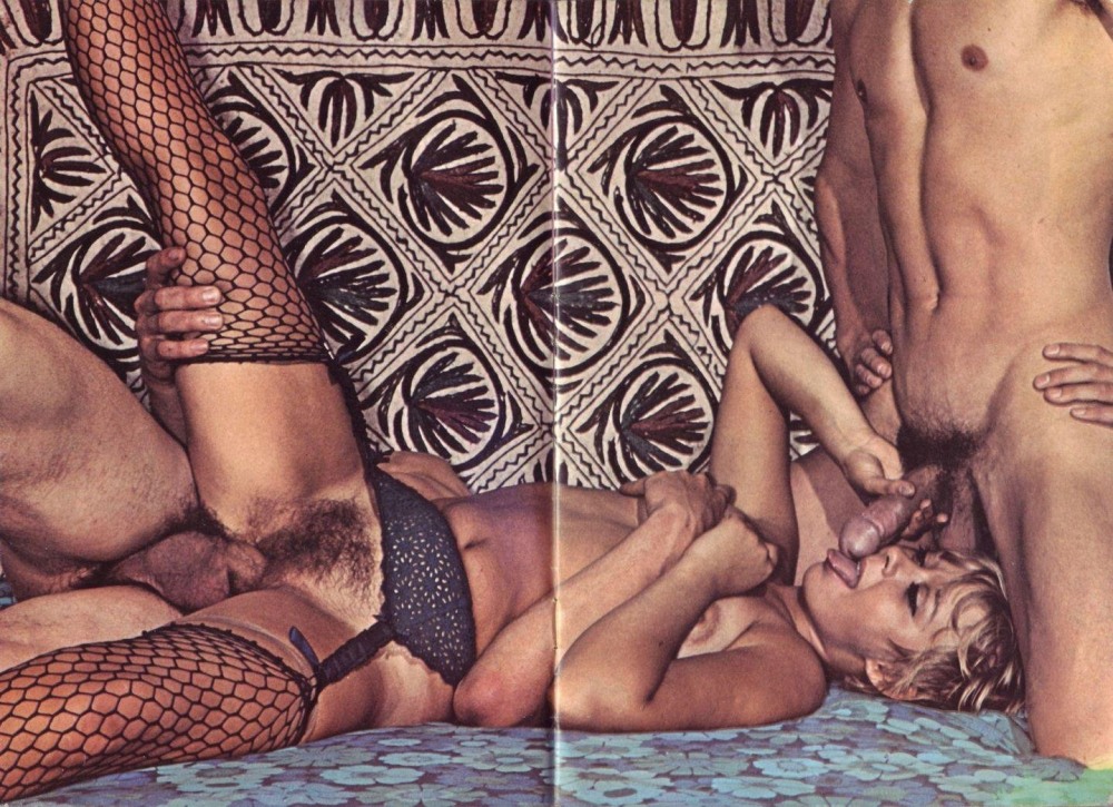 Порнография групповуха ретро