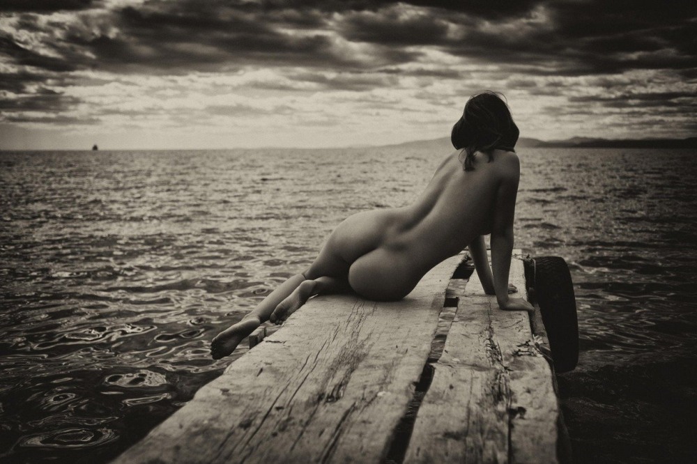 Эротические черно белые