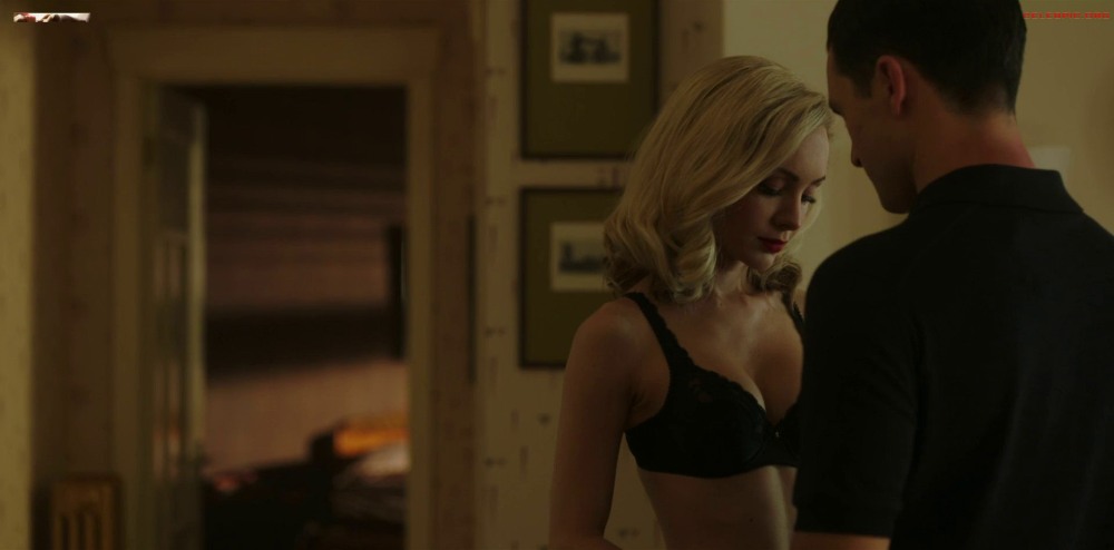 Ksenia solo (Project Blue book s02e04