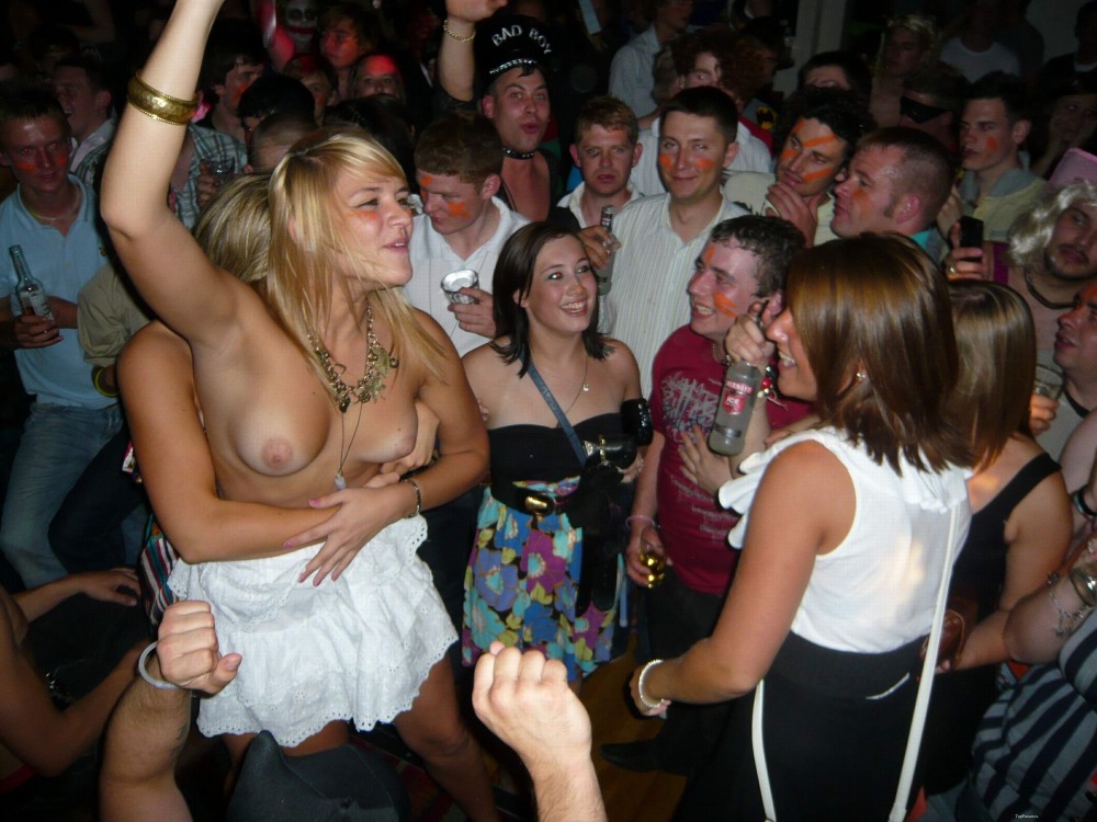 Обнажения на свадьбе