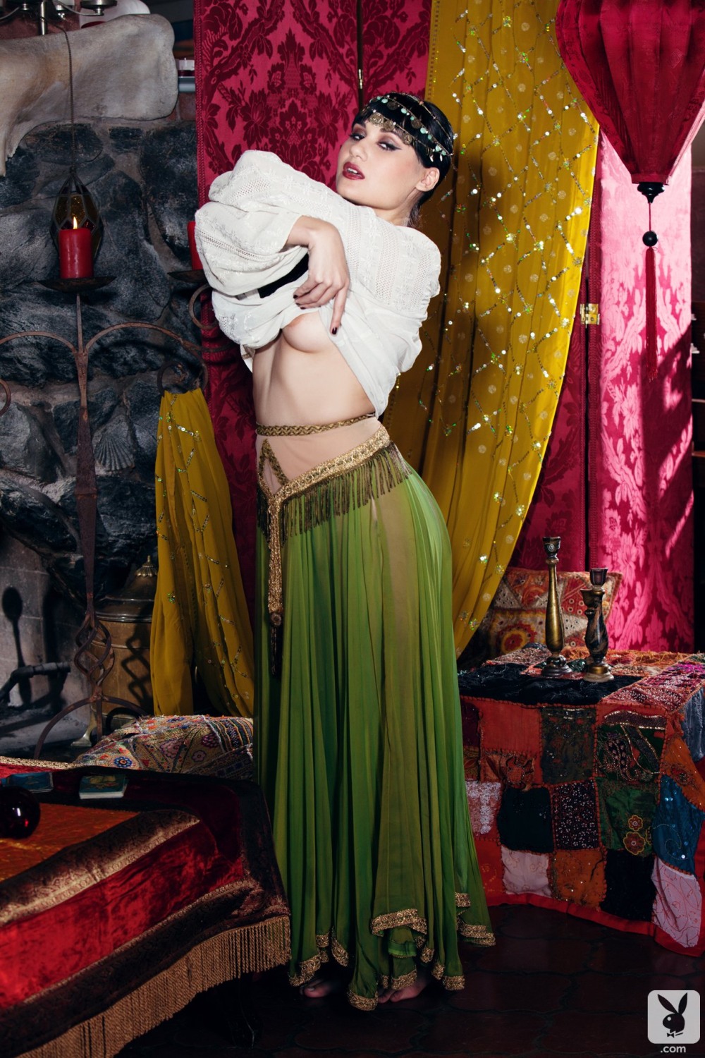 Цыганка грудь