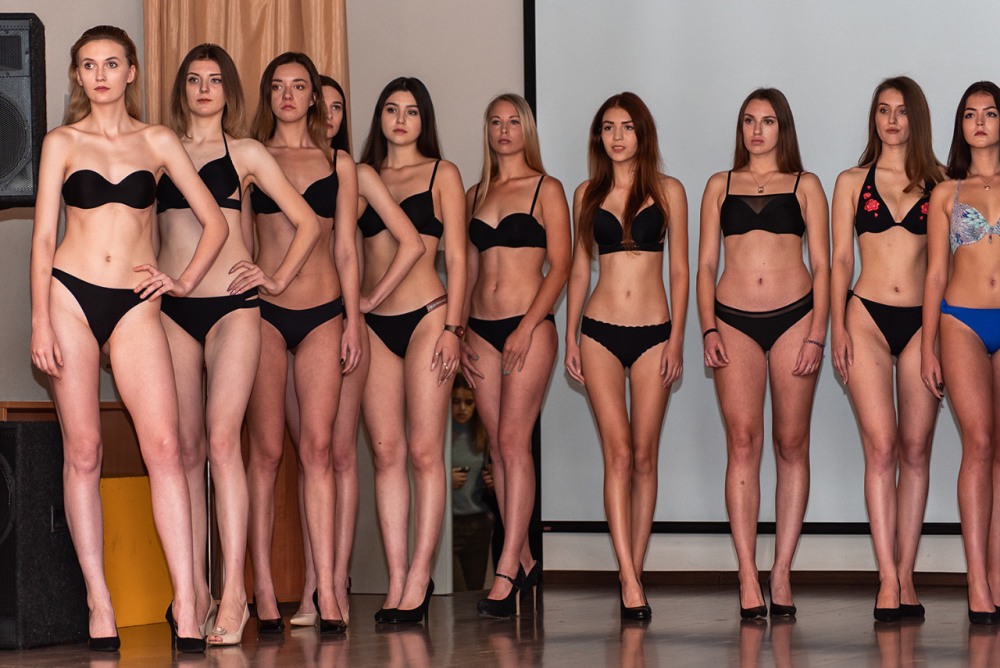 Каролина 3943 чешский кастинг