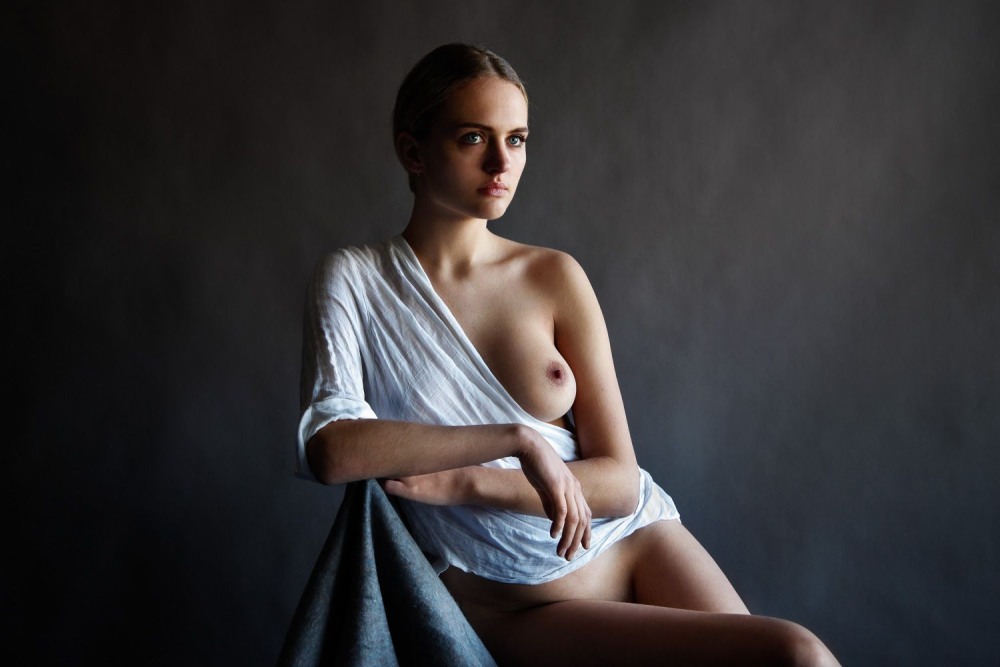 Sex photo Lola House girl