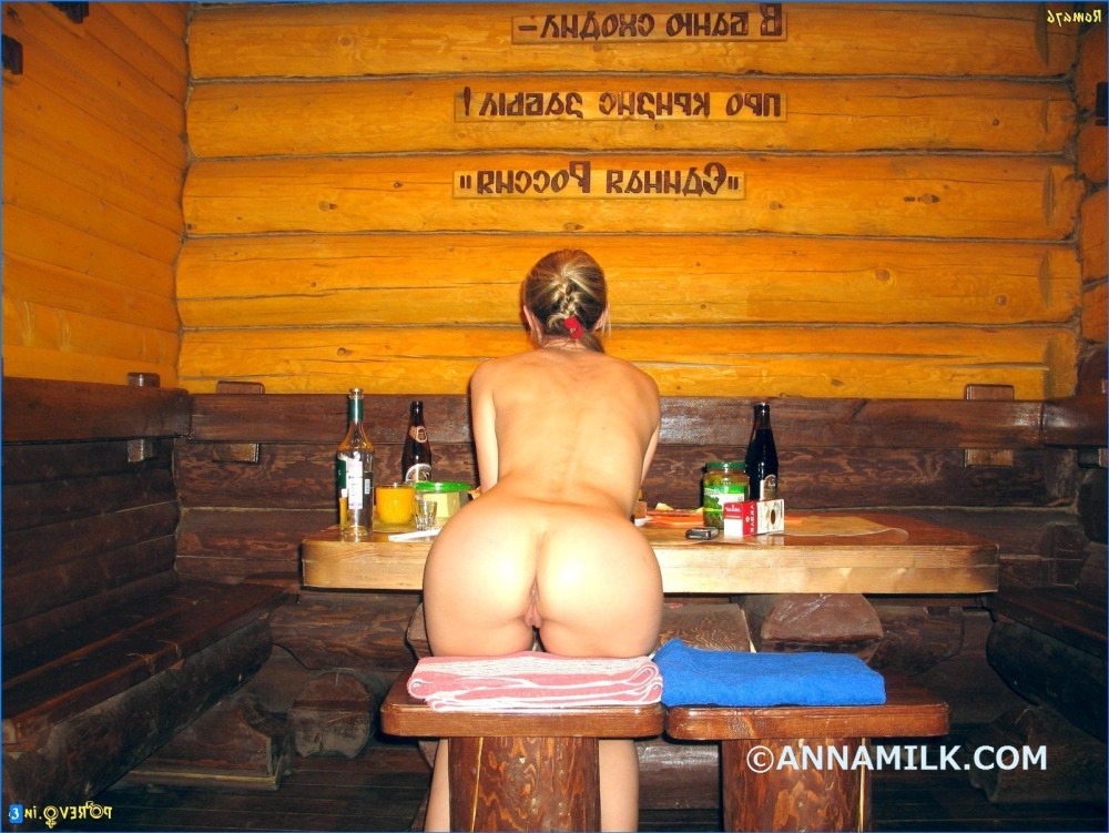 Девчонки в деревенской бане 18