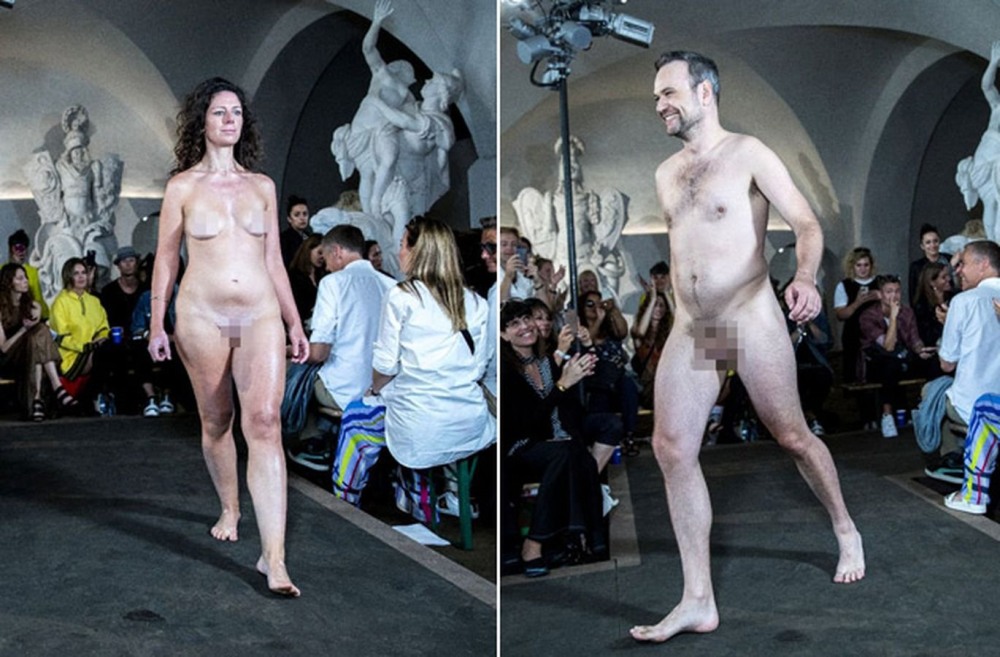 Модель на показе Николаса Нибро nude