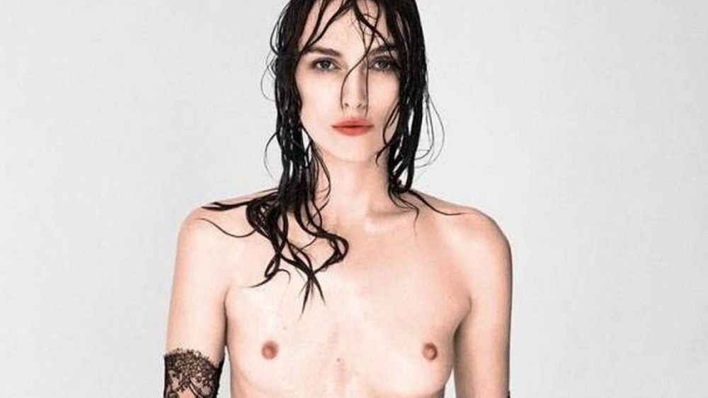 Брюнетки с плоской грудью