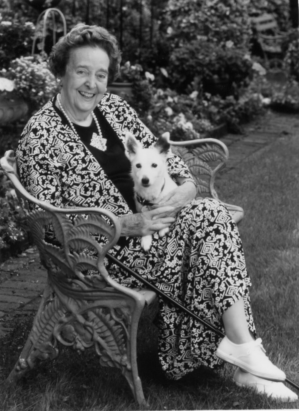 Эмилия Мильтон могила