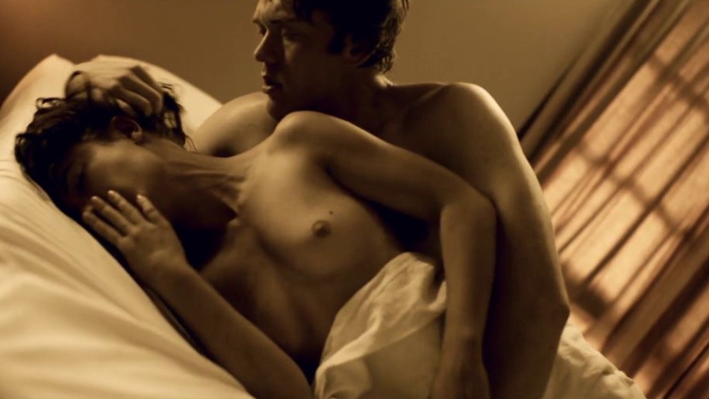 Криста Кэмпбелл МАНЬЯК 2001 nude Scenes