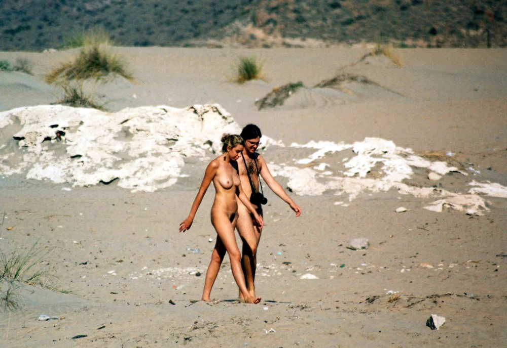 Голые бабы на нудистком пляже