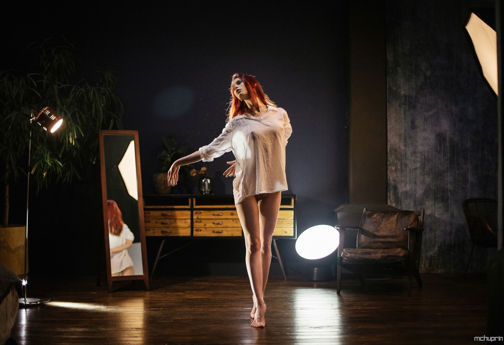 Irina Telicheva glad Orange