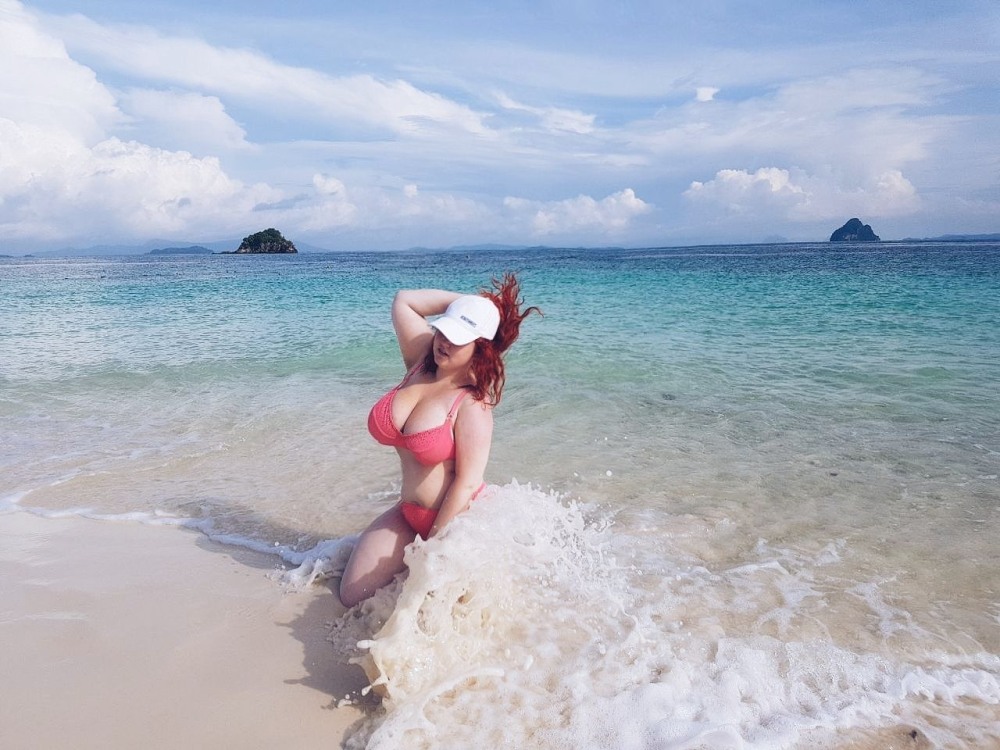 Анна Котова-Дерябина в Нижнем белье