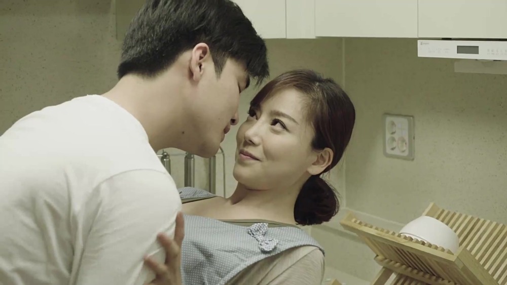 Lyna Tran модель