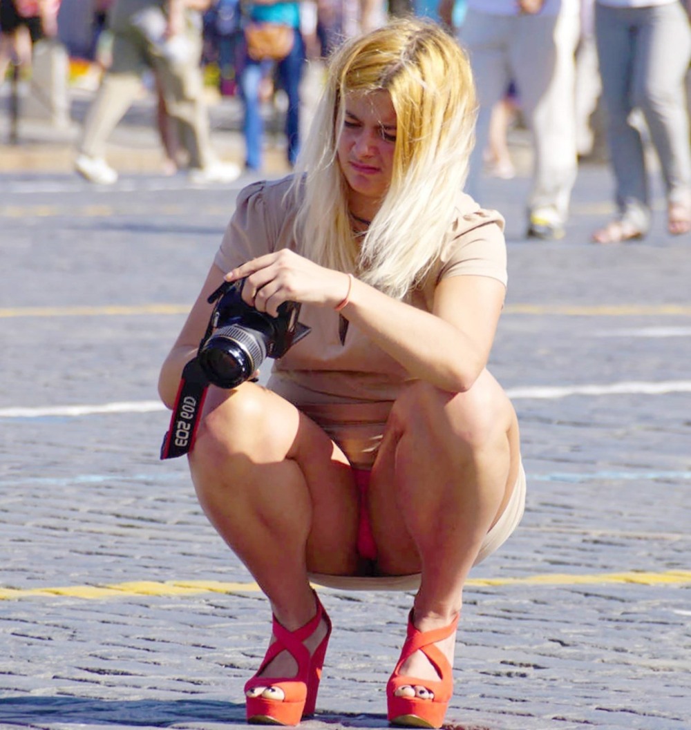 Красивые девушки без трусиков