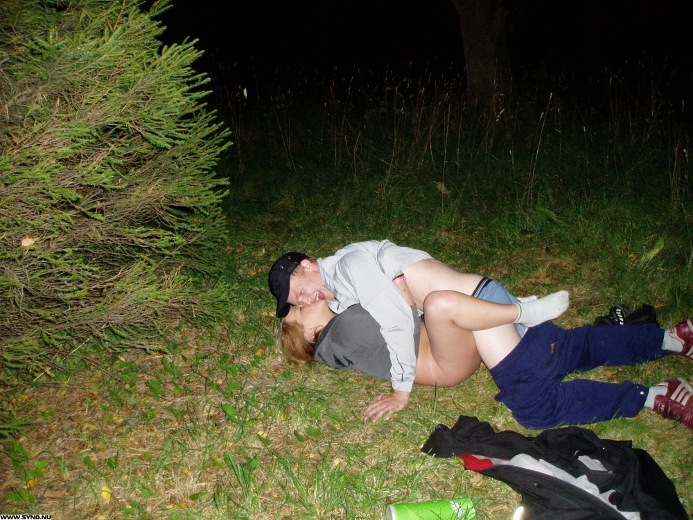 Деревенские бабы ебутся