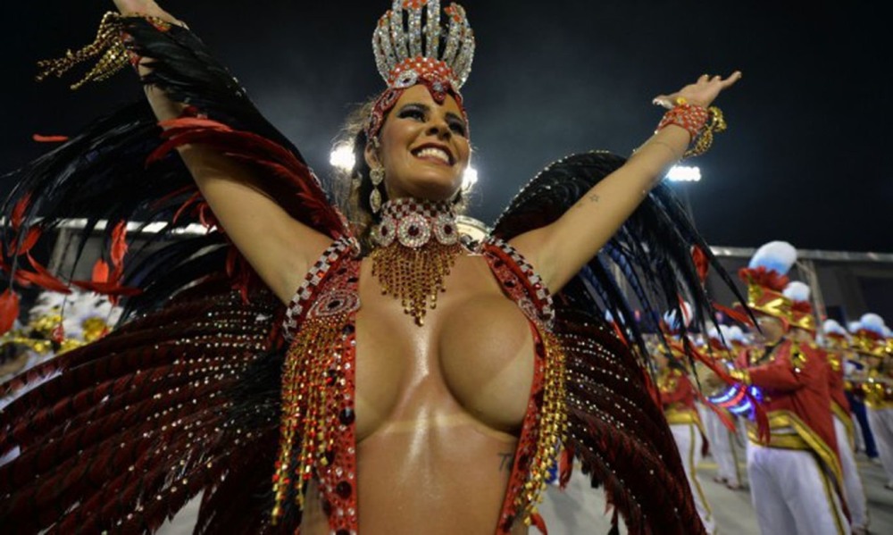 Голые бразильянки Brazilian Carnival 2020