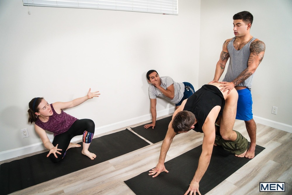 Power Yoga: bareback Dante Colle, Vadim Black