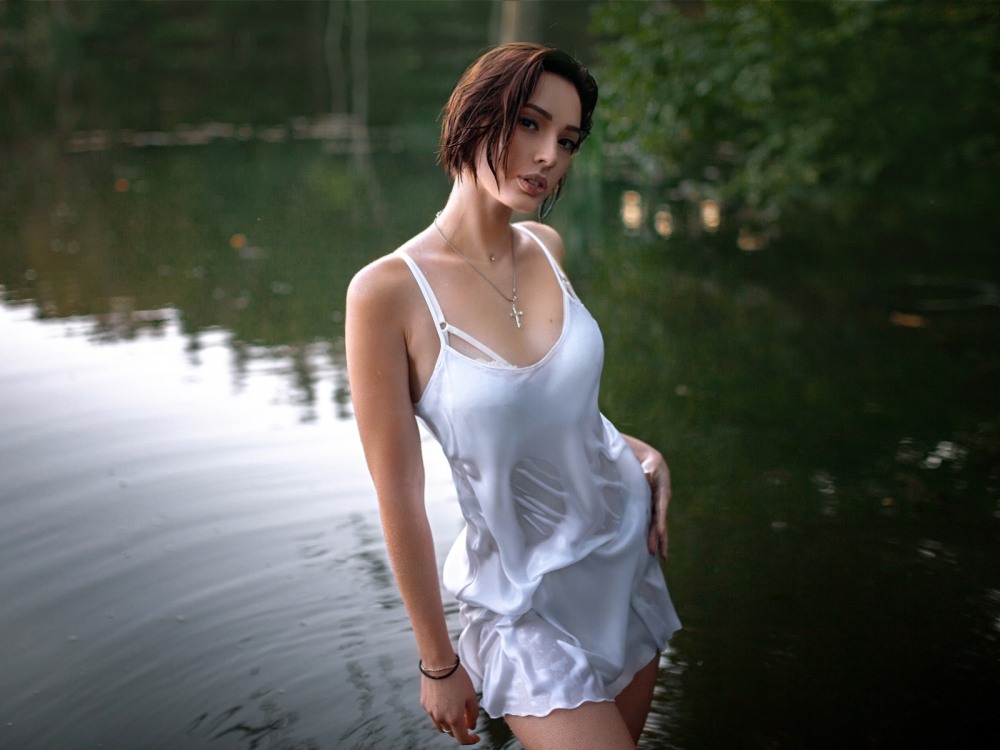 Мокрые майки на девушках фото