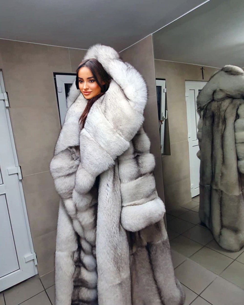 Шуба из песца