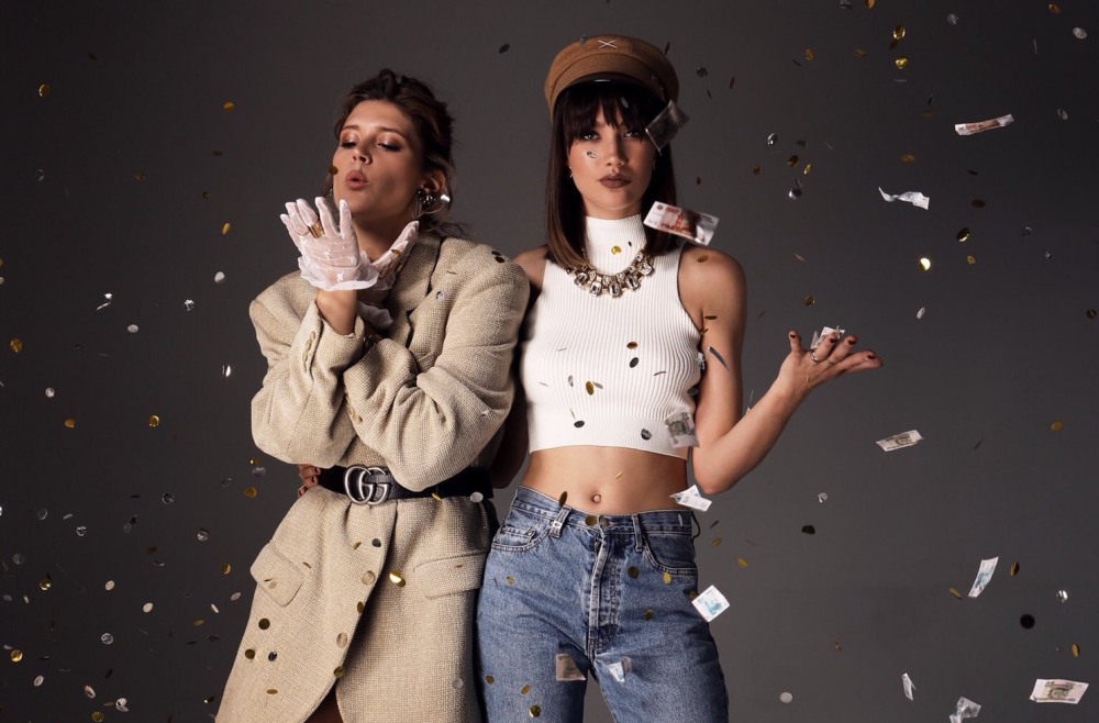 Дукалис блогерша