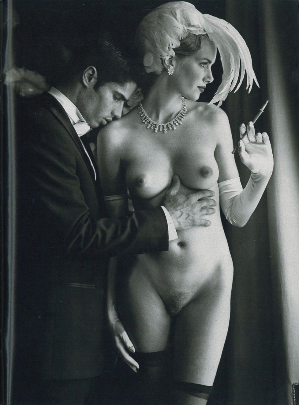 Голые мужчины и женщины ретро