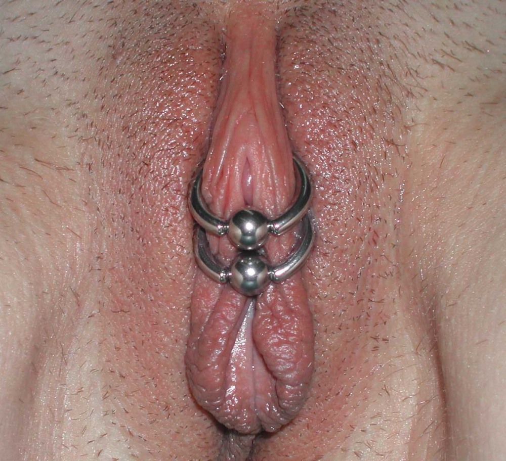 Женский генитальный пирсинг