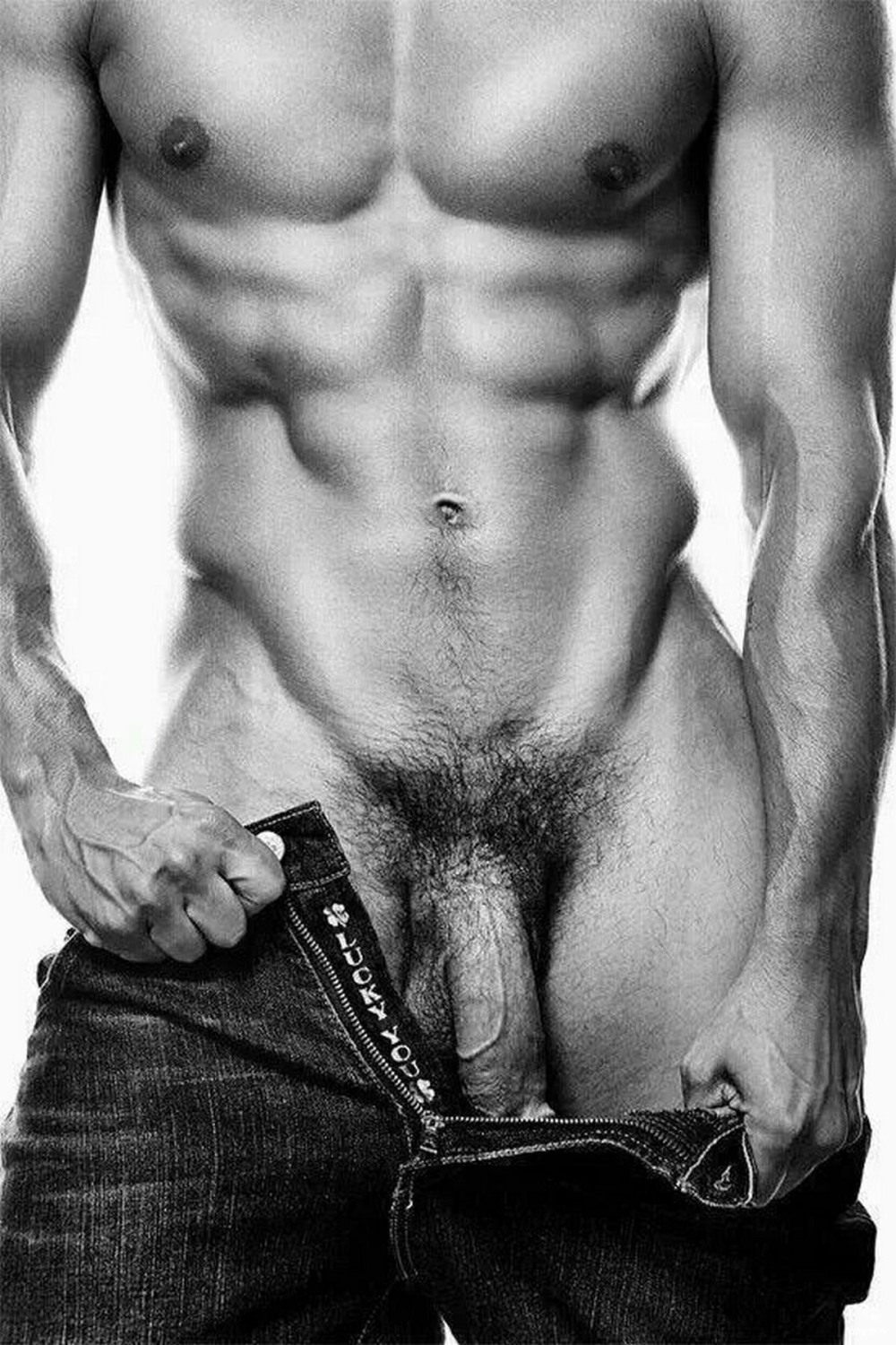 Огромный мужской половой член